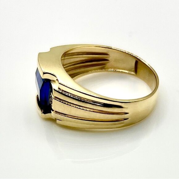 New 10k Gold Men's Created Sapphire and Diamond Ring - Picture 3 of 12